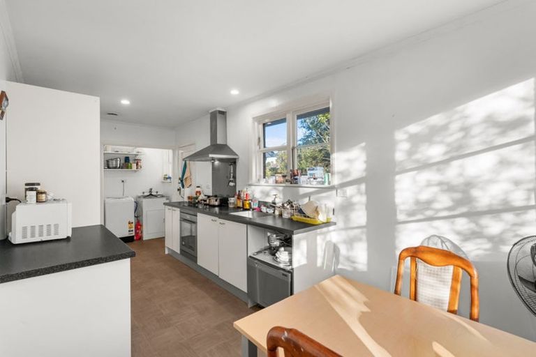 Photo of property in 35 Attlee Crescent, Bryndwr, Christchurch, 8053