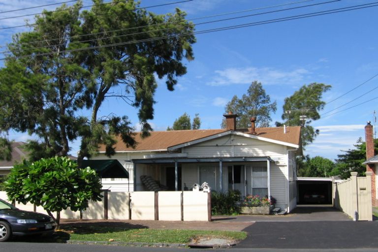 Photo of property in 43a Moa Road, Point Chevalier, Auckland, 1022