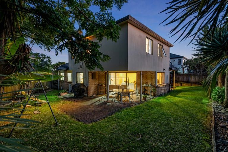 Photo of property in 45 Chieftain Rise, Goodwood Heights, Auckland, 2105