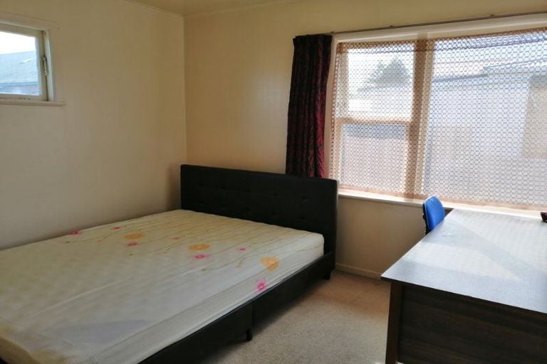 Photo of property in 17 Fenwick Crescent, Hillcrest, Hamilton, 3216