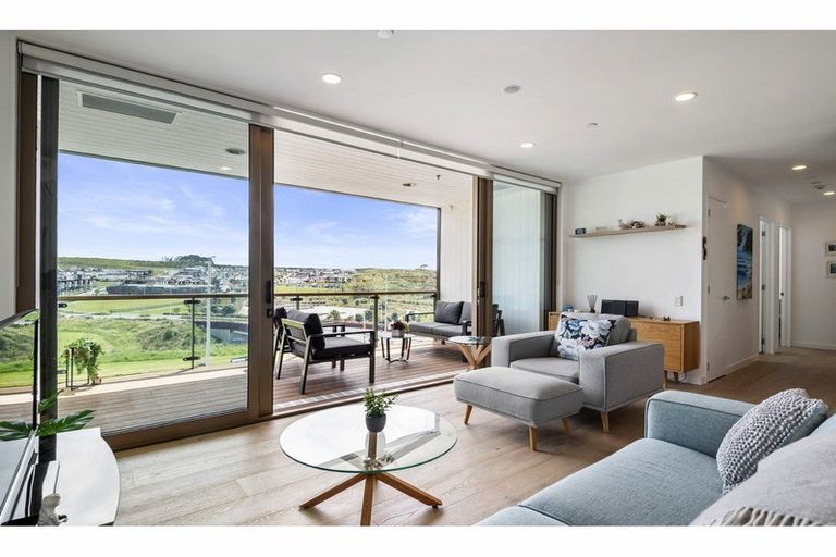 Photo of property in 202/167 Glenvar Ridge Road, Long Bay, Auckland, 0630