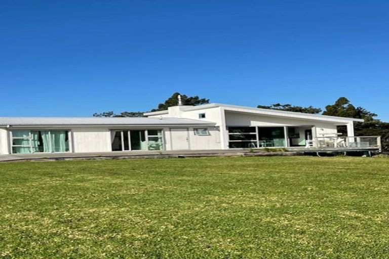Photo of property in 48 Christian Road, Swanson, Auckland, 0614