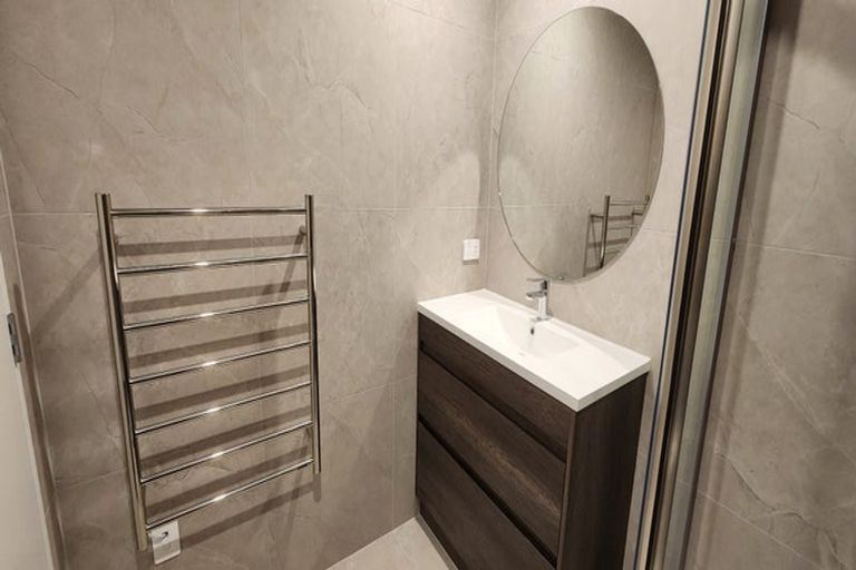 Photo of property in 102/5 Newelm Lane, Flat Bush, Auckland, 2019