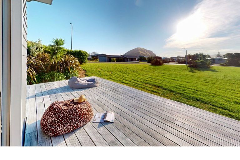 Photo of property in 3 Mahia Heights Drive, Mahia, 4198