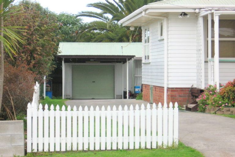 Photo of property in 67 Rogers Road, Manurewa, Auckland, 2102