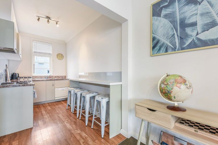 Photo of property in 11-19 Wellington Street, Picton, 7220