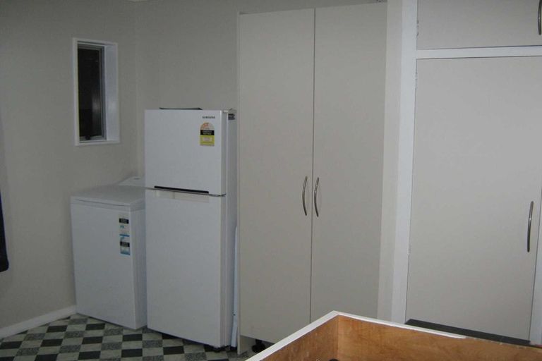 Photo of property in 2/28 Taramea Place, Addington, Christchurch, 8024