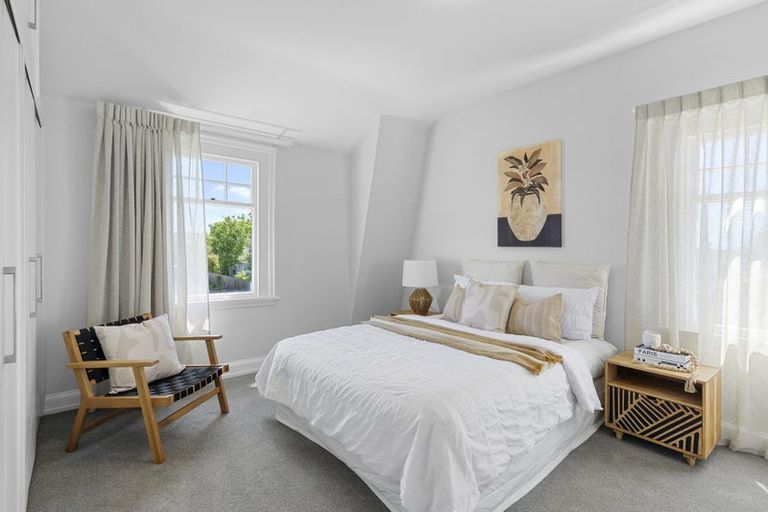 Photo of property in 158 Weston Road, St Albans, Christchurch, 8052