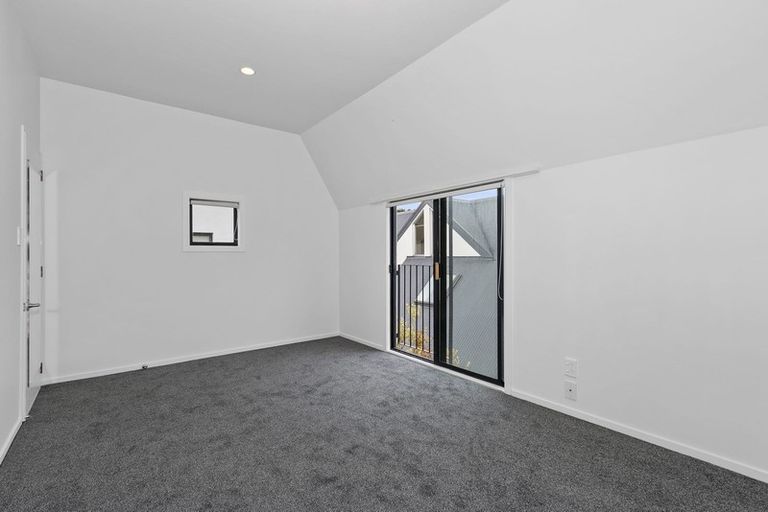 Photo of property in 28d Cranmer Square, Christchurch Central, Christchurch, 8013