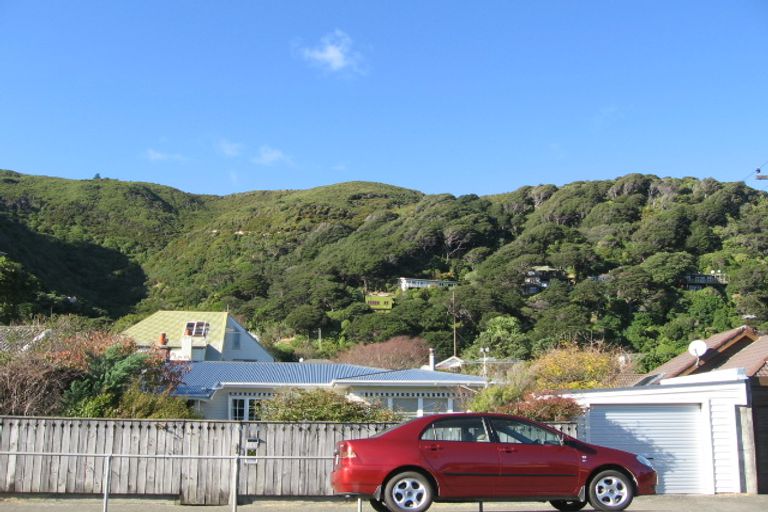 Photo of property in 389 Muritai Road, Eastbourne, Lower Hutt, 5013