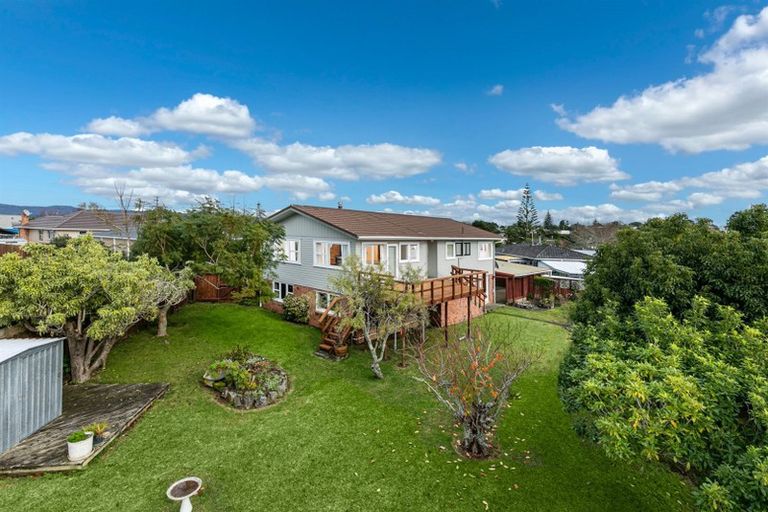 Photo of property in 175 Waimumu Road, Massey, Auckland, 0614