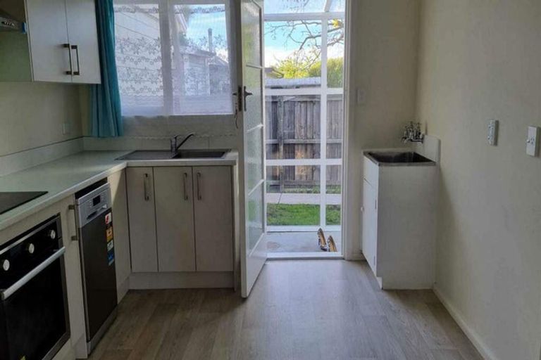 Photo of property in 3/221 Springfield Road, St Albans, Christchurch, 8014