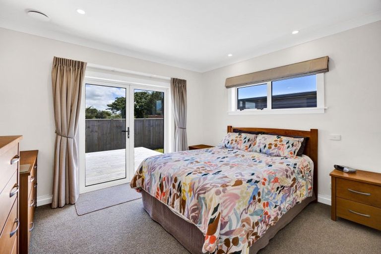 Photo of property in 54a Cloten Road, Stratford, 4332