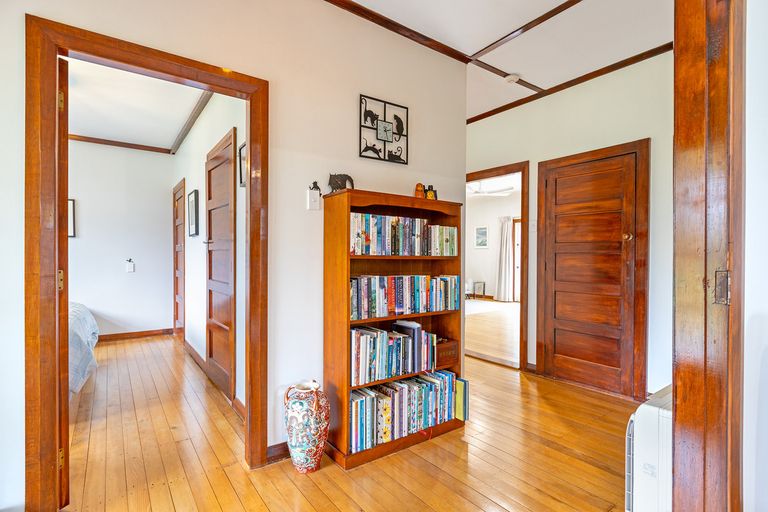 Photo of property in 6 Terrace End, Lansdowne, Masterton, 5810