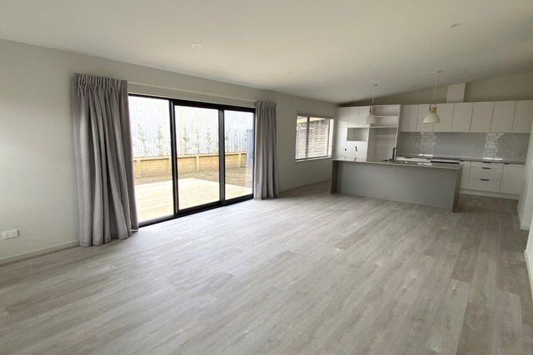 Photo of property in 11/11a Clinton Street, Fitzroy, New Plymouth, 4312