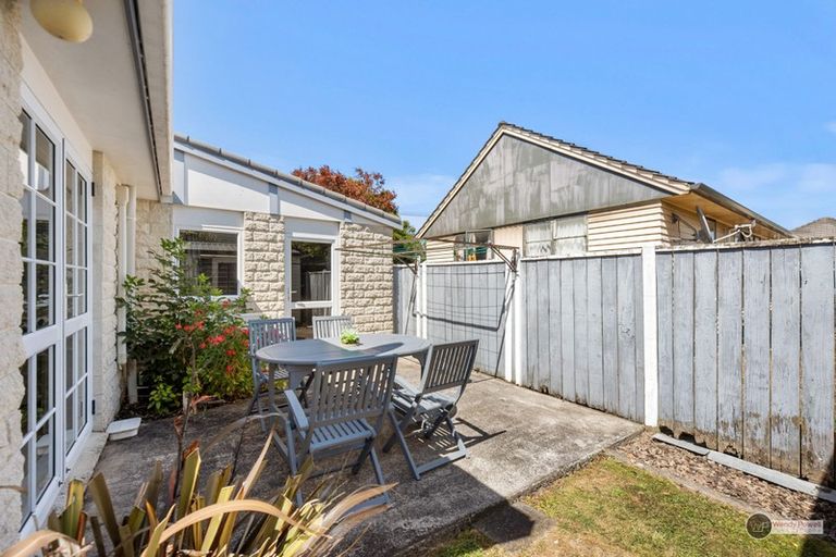 Photo of property in 8 Fraser Crescent, Elderslea, Upper Hutt, 5018