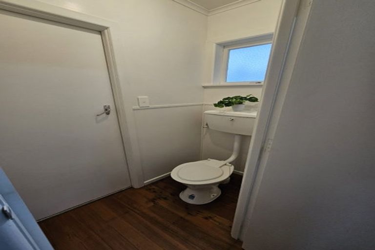 Photo of property in 138 Kitchener Road, Pukekohe, 2120