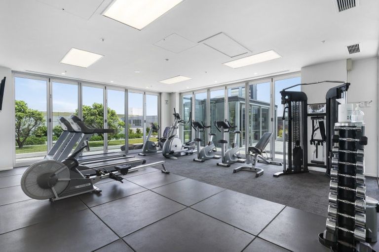 Photo of property in Sentinel Apartments, 806/3 Northcroft Street, Takapuna, Auckland, 0622