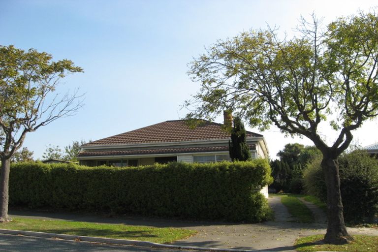 Photo of property in 11 Memorial Avenue, Parkside, Timaru, 7910