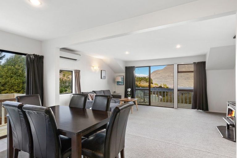 Photo of property in 24b Dart Place, Fernhill, Queenstown, 9300
