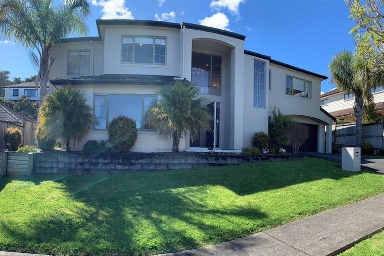 Photo of property in 16 Amaretto Avenue, Flat Bush, Auckland, 2019