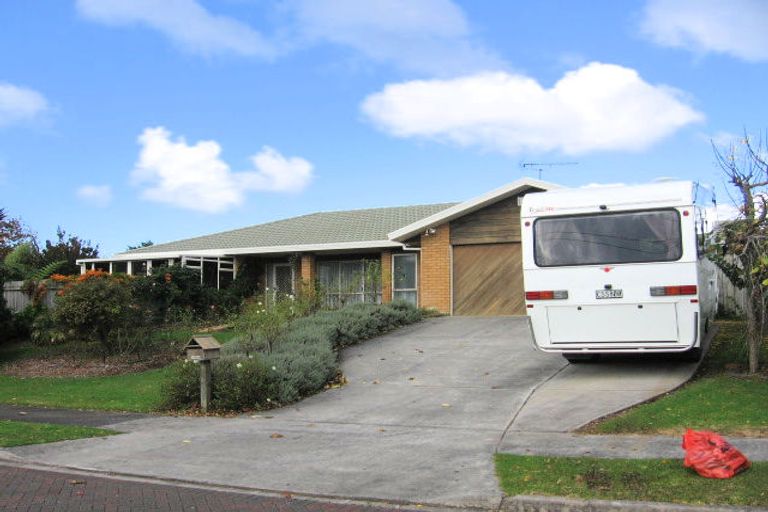 Photo of property in 3 Obelin Close, Albany, Auckland, 0632