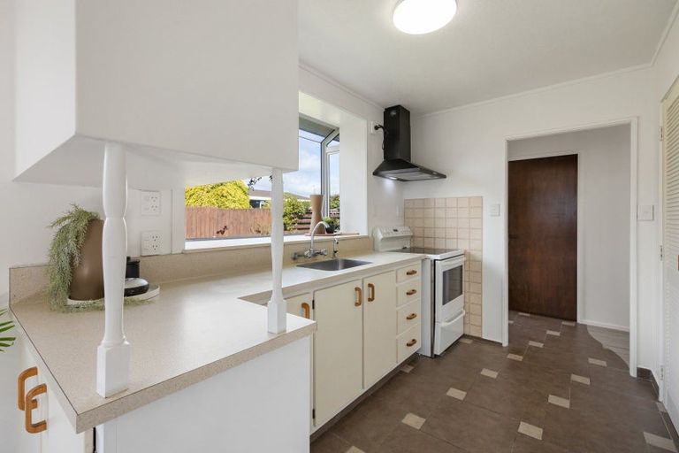 Photo of property in 4 Sandalwood Drive, Dinsdale, Hamilton, 3204