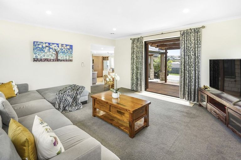 Photo of property in 16 Wembley Close, Nawton, Hamilton, 3200