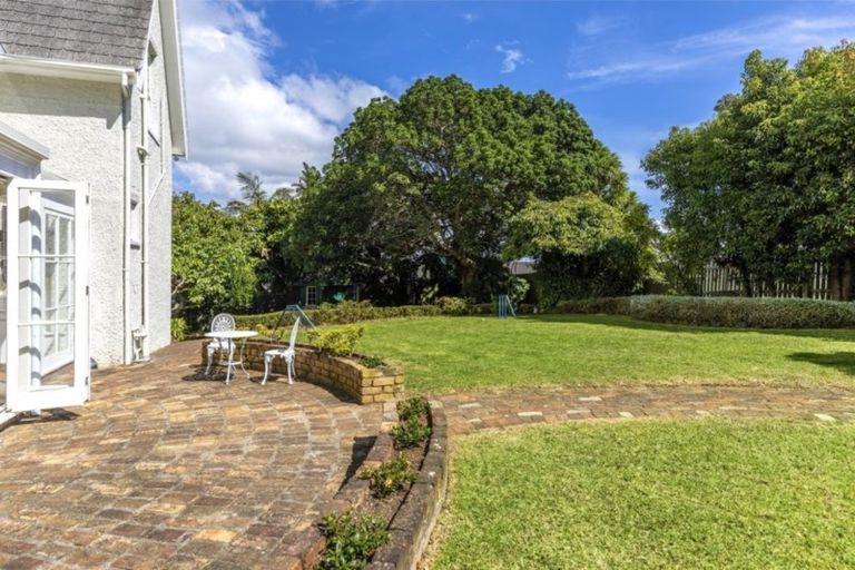 Photo of property in 35 Grey Street, Feilding, 4702