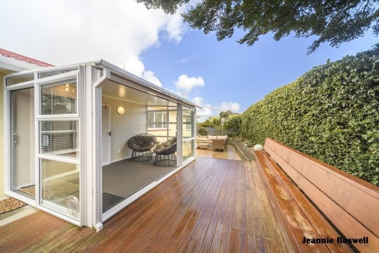 Photo of property in 86 Fitzroy Street, Terrace End, Palmerston North, 4410