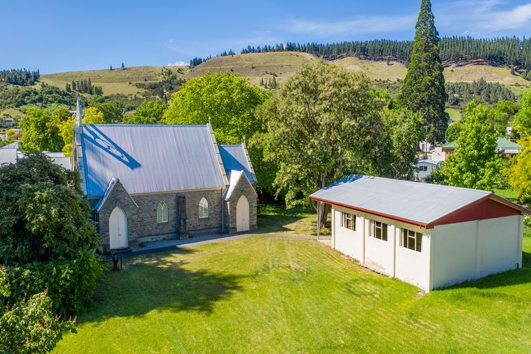 Photo of property in 8 Matau Street, Clyde, 9330