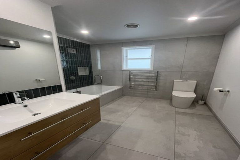 Photo of property in 1402a Jubilee Street, Mayfair, Hastings, 4122