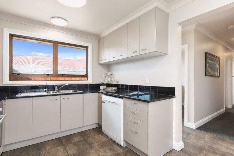 Photo of property in 26 Hawea Street, Mount Maunganui, 3116