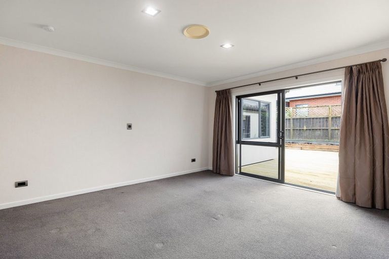 Photo of property in 30 Sandwich Road, St Andrews, Hamilton, 3200