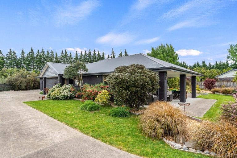 Photo of property in 32 Mill Grove, Clareville, Carterton, 5713