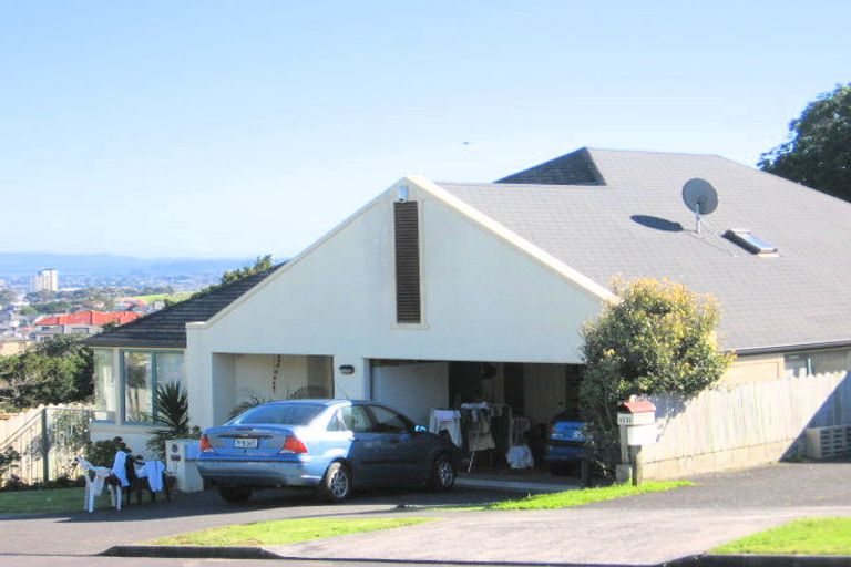 Photo of property in 2/11 Silkwood Grove, Totara Heights, Auckland, 2105