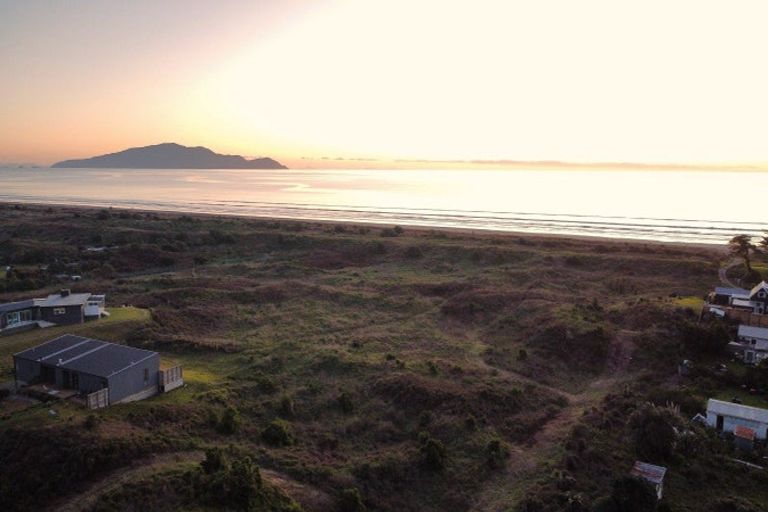 Photo of property in 115 Puruaha Road, Te Horo, Otaki, 5581