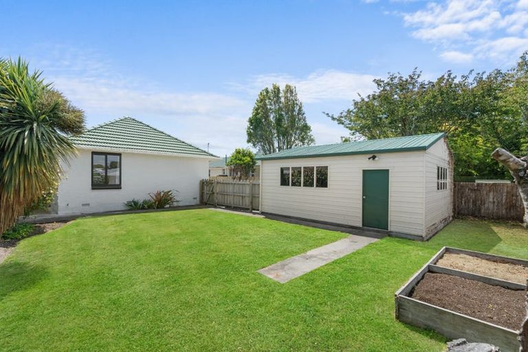 Photo of property in 37 Springbank Street, Bryndwr, Christchurch, 8053