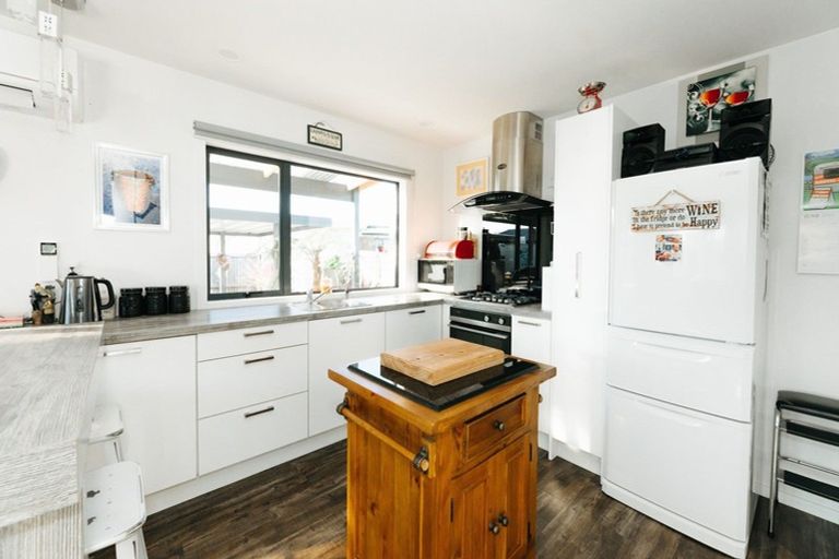 Photo of property in 6/4963 Waimate Highway, Glenavy, Waimate, 7980