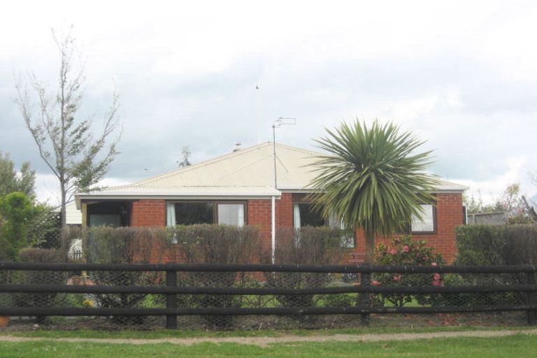 Photo of property in 3b Harewood Road, Oxford, 7430