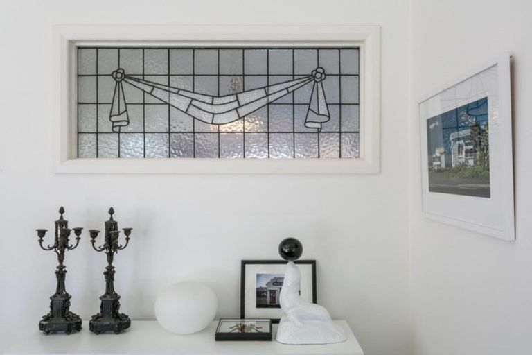 Photo of property in 14 Selwyn Road, Hospital Hill, Napier, 4110