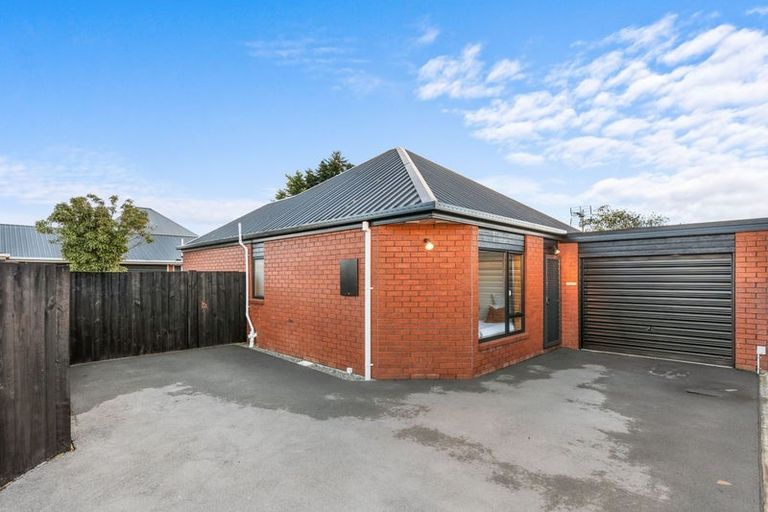 Photo of property in 3/16 Burdale Street, Riccarton, Christchurch, 8011