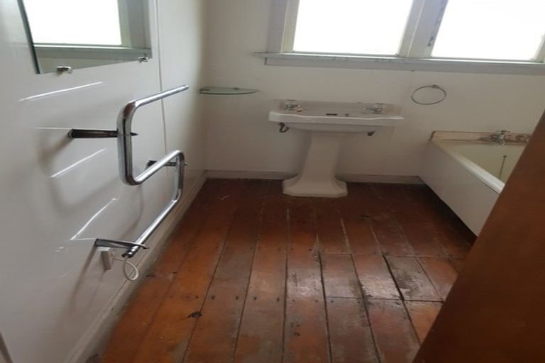 Photo of property in 320 Tay Street, Turnbull Thomson Park, Invercargill, 9810