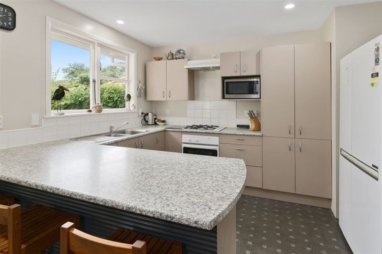 Photo of property in 76 Queen Street West, Levin, 5510