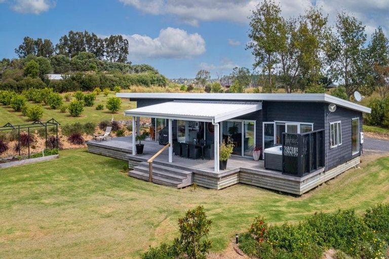 Photo of property in 2113d Cove Road, Mangawhai, 0573