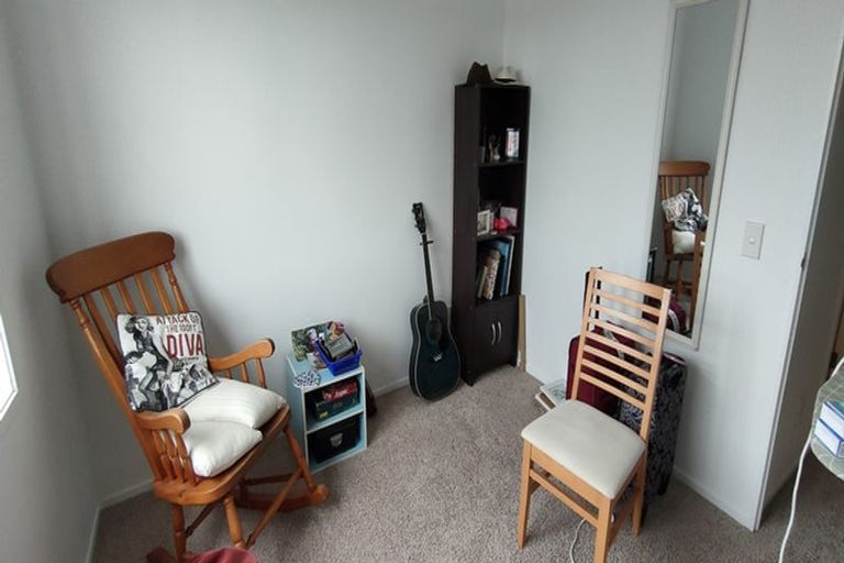 Photo of property in 19/3 Riverside Road, Orewa, 0931