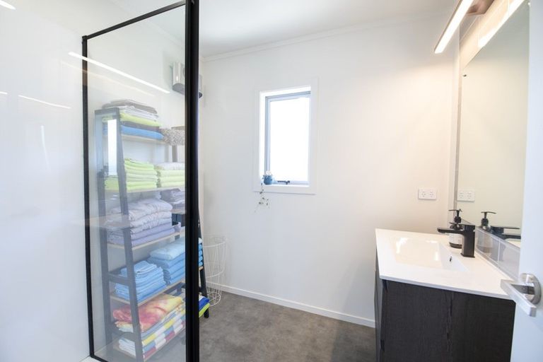 Photo of property in 23 Hinton Road, Taradale, Napier, 4112