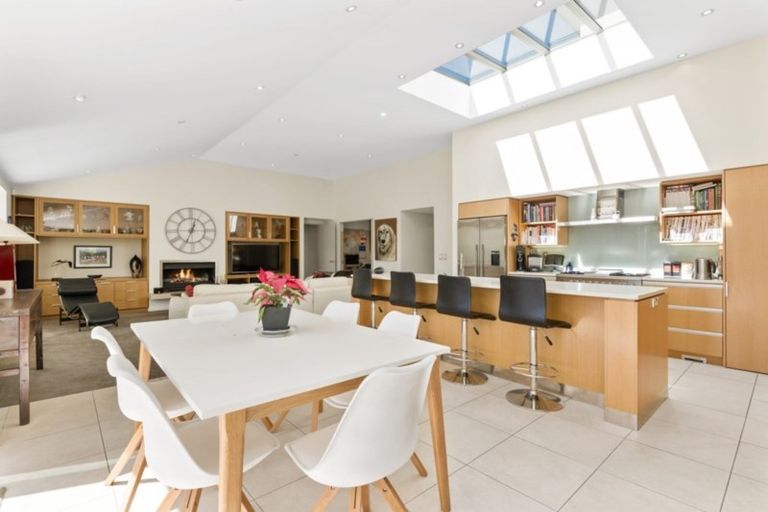 Photo of property in 715 Hills Road, Marshland, Christchurch, 8051