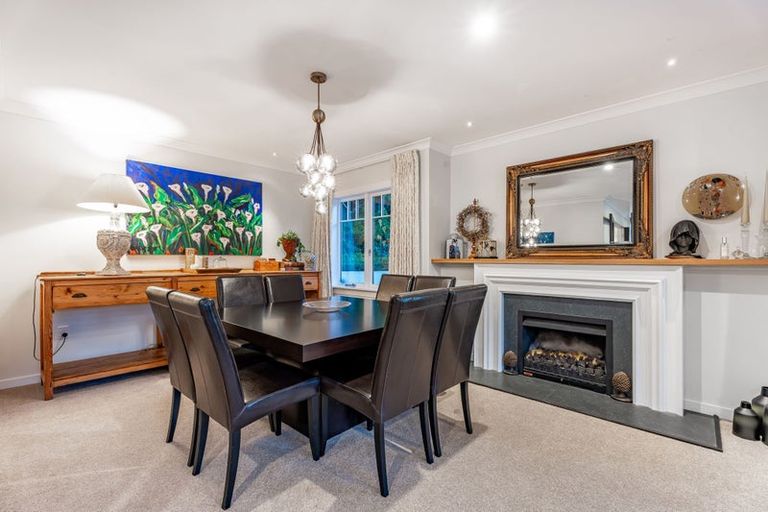 Photo of property in 24 Walter Road, Lowry Bay, Lower Hutt, 5013