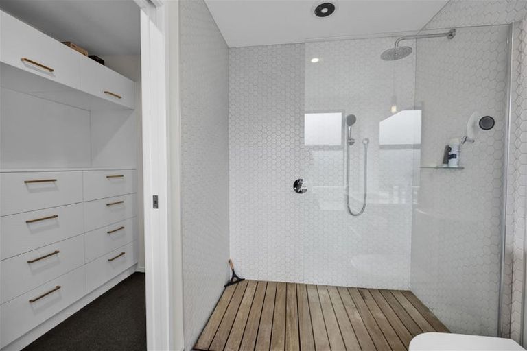 Photo of property in 2 Roy Johns Way, Bell Block, New Plymouth, 4312